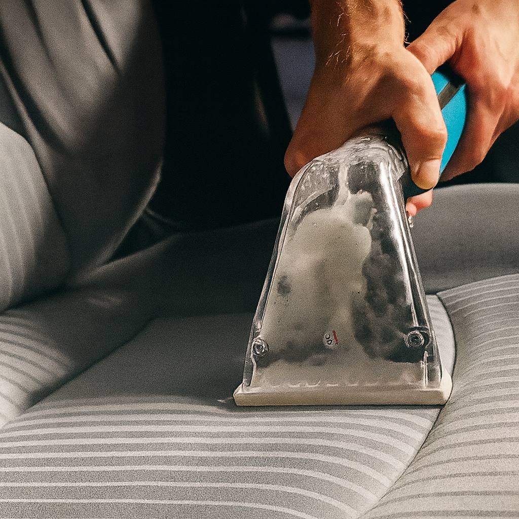 Interior detailing service